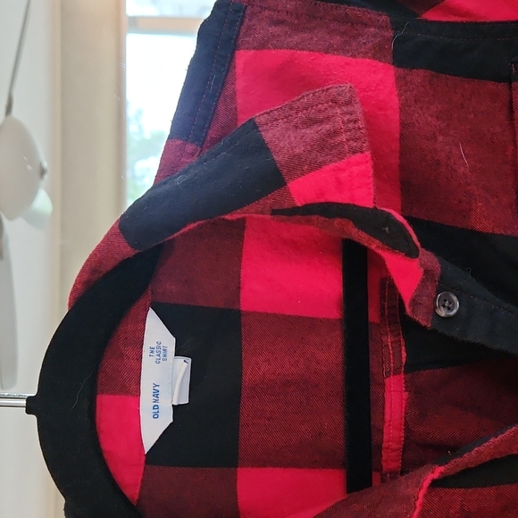 Old Navy medium TALL flannel - Picture 2 of 3